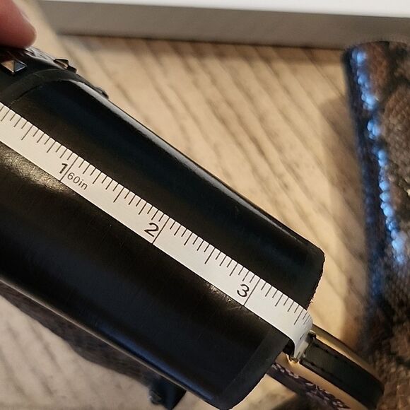 Charles David chelsea snakeskin boots size 7 New only worn one time with box - Picture 7 of 14